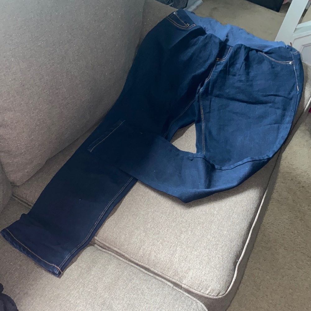 EUC Oh Motherhood Maternity Stretchy Jean Pants